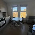 Superb 2 Bed Apartment - Ideal For Families Or Work Trips