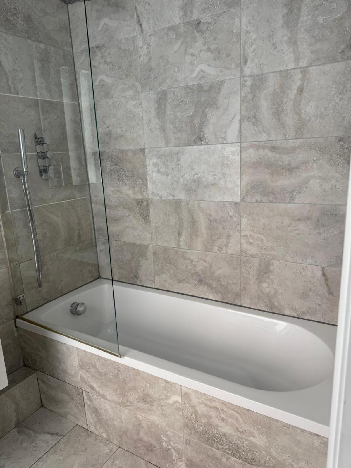 Apartamento Superb 2 Bed - Ideal For Families Or Work Trips