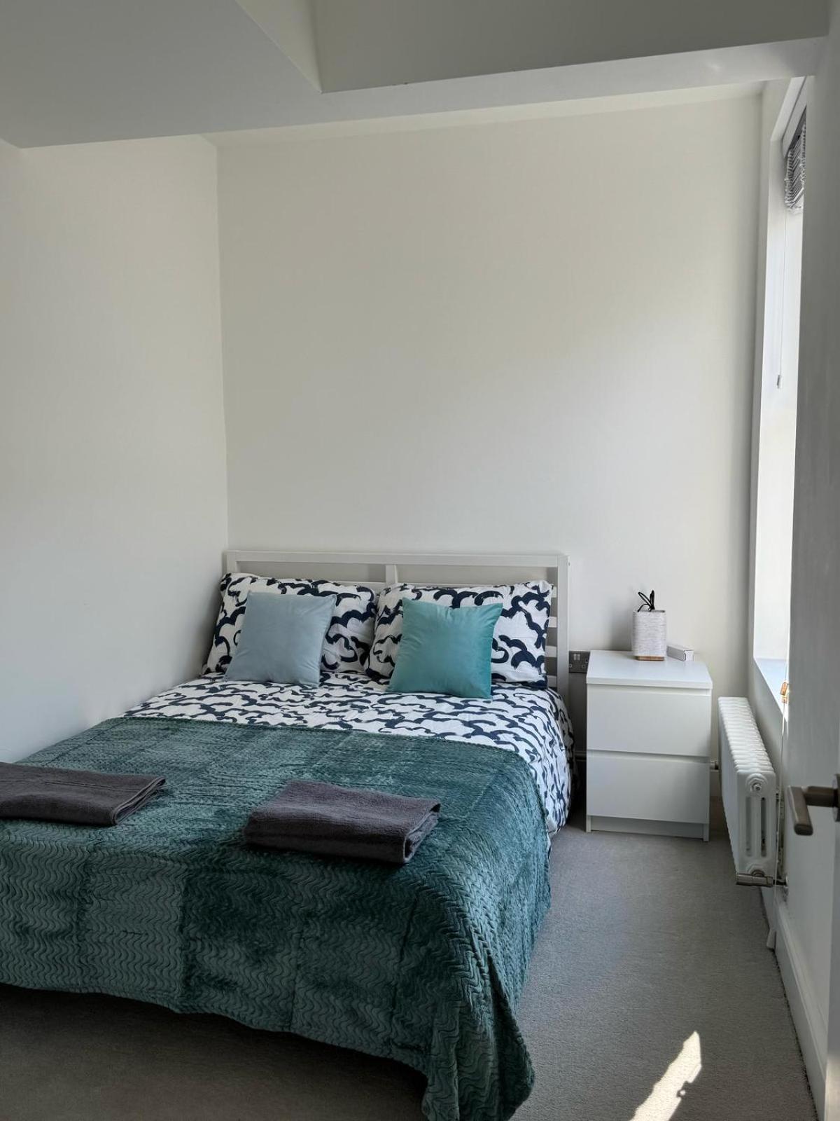 Superb 2 Bed - Ideal For Families Or Work Trips *